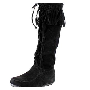Moccasin style lace up fringe boots